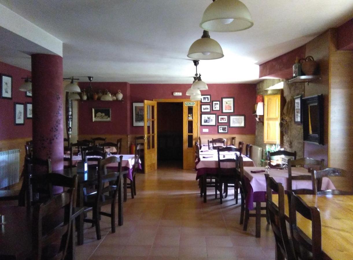 Pensjonat Casa Rural Laguarta - Restaurante Zewnętrze zdjęcie