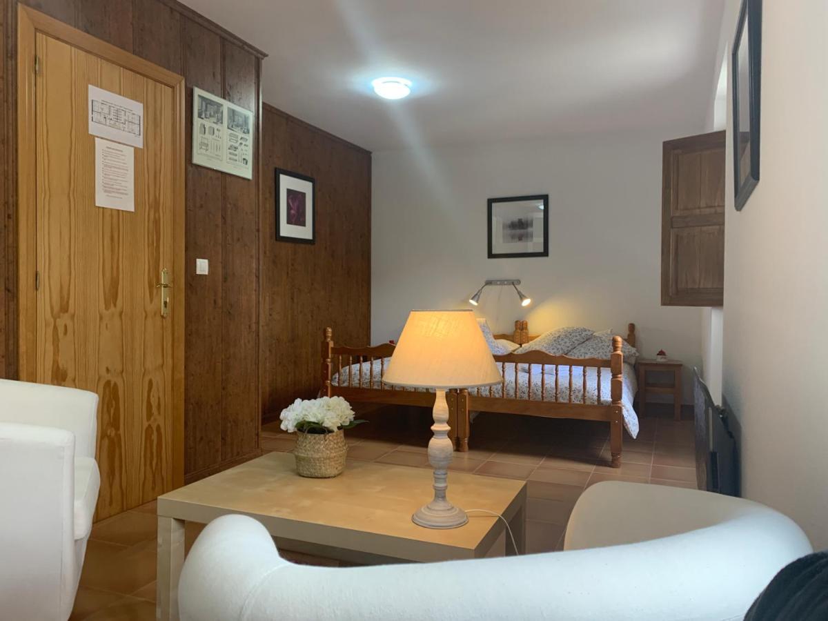 Pensjonat Casa Rural Laguarta - Restaurante Zewnętrze zdjęcie